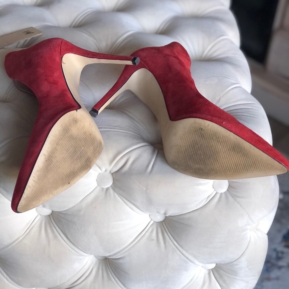 Red suede pointy toe heels - Picture 5 of 8